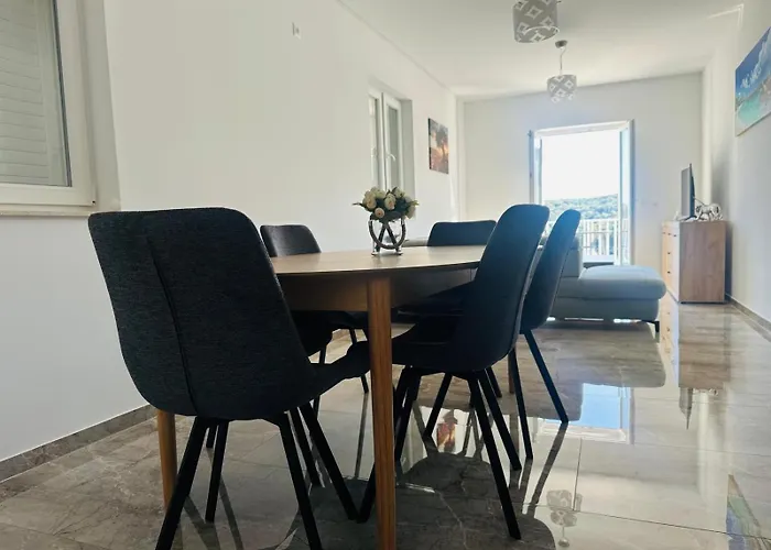 公寓 Marija - Sea View 莫鲁纳特